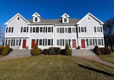 132 Howe, Natick, Massachusetts 01760, 2 Bedrooms Bedrooms, 6 Rooms Rooms,2.5 BathroomsBathrooms,Residential Lease,For Rent,Howe,73136857
