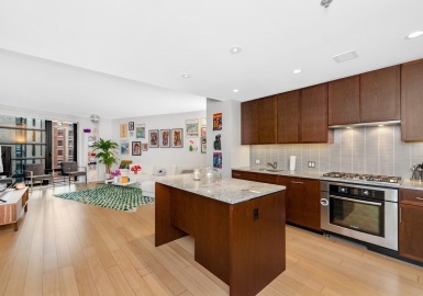 580 Washington St, Boston, Massachusetts 02111, 1 Bedroom Bedrooms, 3 Rooms Rooms,1 BathroomBathrooms,Residential,For Sale,Washington St,73057369
