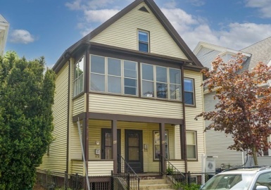 42 Gold Star, Cambridge, Massachusetts 02140, 2 Bedrooms Bedrooms, 4 Rooms Rooms,1 BathroomBathrooms,Residential Lease,For Rent,Gold Star,73141595