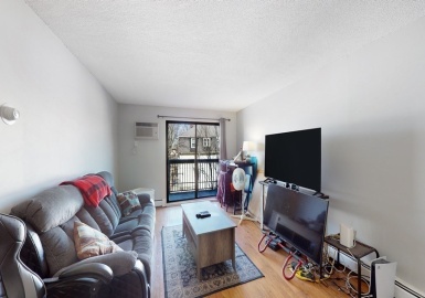 10 Williams St, Watertown, Massachusetts 02472, 2 Bedrooms Bedrooms, 3 Rooms Rooms,1 BathroomBathrooms,Residential Lease,For Rent,Williams St,73115639