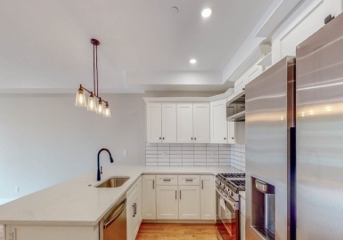 81 Chestnut Hill Ave, Boston, Massachusetts 02135, 2 Bedrooms Bedrooms, 6 Rooms Rooms,2 BathroomsBathrooms,Residential Lease,For Rent,Chestnut Hill Ave,73114315