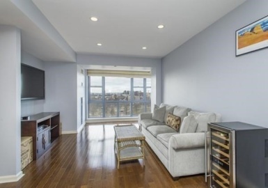 170 Tremont St, Boston, Massachusetts 02111, 1 Bedroom Bedrooms, 4 Rooms Rooms,1 BathroomBathrooms,Residential Lease,For Rent,Tremont St,73129515