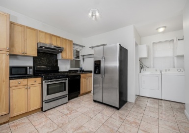 289 Elm St, Cambridge, Massachusetts 02139, 2 Bedrooms Bedrooms, 5 Rooms Rooms,1 BathroomBathrooms,Residential Lease,For Rent,Elm St,73109333