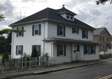 35 Beach Street, Milford, Massachusetts 01757, 1 Bedroom Bedrooms, 3 Rooms Rooms,1 BathroomBathrooms,Residential Lease,For Rent,Beach Street,73125798