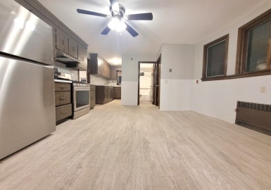 22 Gladstone Street, Everett, Massachusetts 02149, 5 Bedrooms Bedrooms, 8 Rooms Rooms,1 BathroomBathrooms,Residential Lease,For Rent,Gladstone Street,73099172