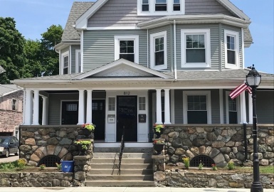 812 Moody, Waltham, Massachusetts 02453, 6 Bedrooms Bedrooms, 8 Rooms Rooms,2 BathroomsBathrooms,Residential Lease,For Rent,Moody,73140328