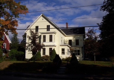 91 Woodland Ave, Gardner, Massachusetts 01440, 2 Bedrooms Bedrooms, 4 Rooms Rooms,1 BathroomBathrooms,Residential Lease,For Rent,Woodland Ave,73132129