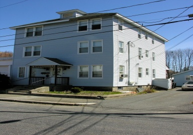 16 Larrabee Ave, Framingham, Massachusetts 01702, 2 Bedrooms Bedrooms, 4 Rooms Rooms,1 BathroomBathrooms,Residential Lease,For Rent,Larrabee Ave,73133566