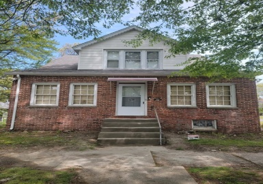 111 Margerie St, Springfield, Massachusetts 01109, 3 Bedrooms Bedrooms, 6 Rooms Rooms,2 BathroomsBathrooms,Residential,For Sale,Margerie St,73113947