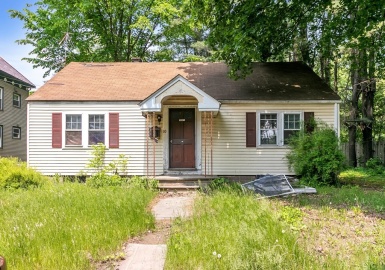 10 Southern Ave, Greenfield, Massachusetts 01301, 3 Bedrooms Bedrooms, 4 Rooms Rooms,1 BathroomBathrooms,Residential,For Sale,Southern Ave,73123076