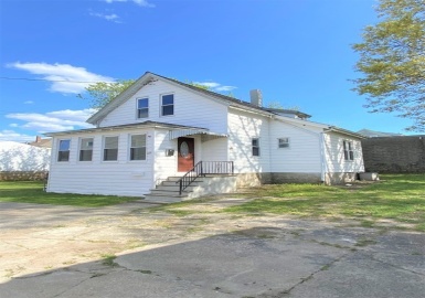 171 Snell St, Fall River, Massachusetts 02721, 3 Bedrooms Bedrooms, 6 Rooms Rooms,2 BathroomsBathrooms,Residential,For Sale,Snell St,73098831
