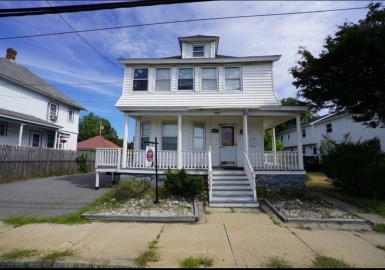 205 Haverhill Street, Methuen, Massachusetts 01844, 4 Bedrooms Bedrooms, 8 Rooms Rooms,1.5 BathroomsBathrooms,Residential,For Sale,Haverhill Street,73098493
