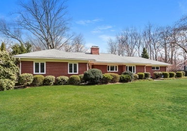 84 Wheel Meadow Drive, Longmeadow, Massachusetts 01106, 3 Bedrooms Bedrooms, 6 Rooms Rooms,2.5 BathroomsBathrooms,Residential,For Sale,Wheel Meadow Drive,73097846