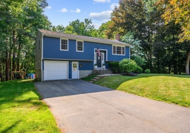 132 Stagecoach Dr, Marshfield, Massachusetts 02050, 3 Bedrooms Bedrooms, 6 Rooms Rooms,1.5 BathroomsBathrooms,Residential,For Sale,Stagecoach Dr,73127710