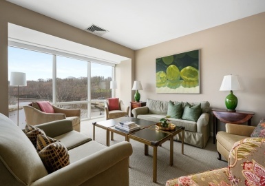 88 Wharf St, Milton, Massachusetts 02186, 3 Bedrooms Bedrooms, 6 Rooms Rooms,2.5 BathroomsBathrooms,Residential,For Sale,Residences At Milton Landing,Wharf St,73099849