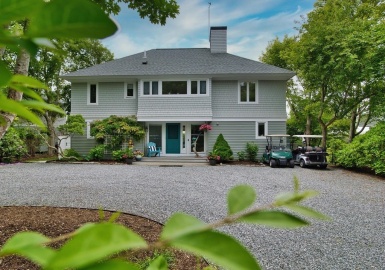 16 N Shore Dr, Dartmouth, Massachusetts 02748, 4 Bedrooms Bedrooms, 8 Rooms Rooms,3 BathroomsBathrooms,Residential,For Sale,N Shore Dr,73125899