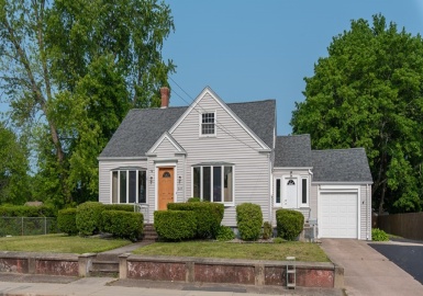 645 Rathbun St, Blackstone, Massachusetts 01504, 4 Bedrooms Bedrooms, 7 Rooms Rooms,1 BathroomBathrooms,Residential,For Sale,Rathbun St,73118355