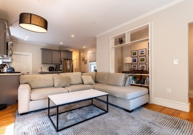 23 Boyd Street, Watertown, Massachusetts 02472, 3 Bedrooms Bedrooms, 5 Rooms Rooms,1.5 BathroomsBathrooms,Residential,For Sale,23 Boyd Street Condominiums,Boyd Street,73021300