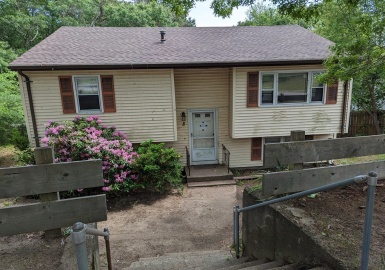 8 Shangri-La Blvd, Wareham, Massachusetts 02538, 2 Bedrooms Bedrooms, 4 Rooms Rooms,1 BathroomBathrooms,Residential,For Sale,Shangri-La Blvd,73127383