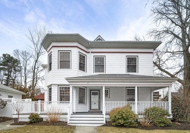 3 Ocean St, Boston, Massachusetts 02124, 4 Bedrooms Bedrooms, 10 Rooms Rooms,3 BathroomsBathrooms,Residential,For Sale,Ocean St,73090368