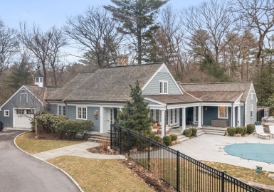 19 Ridge Hill Farm Road, Wellesley, Massachusetts 02482, 2 Bedrooms Bedrooms, 9 Rooms Rooms,3 BathroomsBathrooms,Residential,For Sale,Ridge Hill Farm Road,73087183