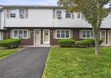 3 Ba Dr, North Attleboro, Massachusetts 02760, 2 Bedrooms Bedrooms, 4 Rooms Rooms,1.5 BathroomsBathrooms,Residential,For Sale,North Attleboro Heights Condominiums,Ba Dr,73124696