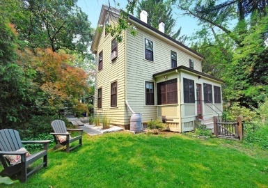 38 Kensington Park, Arlington, Massachusetts 02476, 3 Bedrooms Bedrooms, 7 Rooms Rooms,1.5 BathroomsBathrooms,Residential,For Sale,Kensington Park,73121594