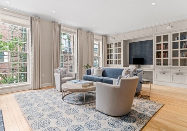 140 Mount Vernon St, Boston, Massachusetts 02108, 2 Bedrooms Bedrooms, 5 Rooms Rooms,2 BathroomsBathrooms,Residential,For Sale,Mount Vernon St,73121974