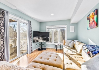 2 Duck Pond Rd, Beverly, Massachusetts 01915, 2 Bedrooms Bedrooms, 5 Rooms Rooms,2 BathroomsBathrooms,Residential,For Sale,Cherry Hill Condominiums,Duck Pond Rd,73124741