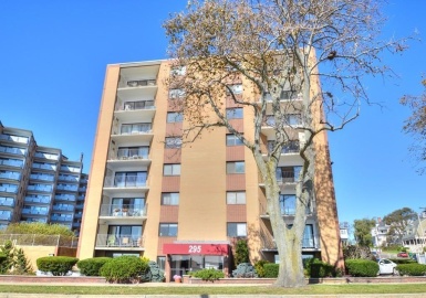 295 Lynn Shore Drive, Lynn, Massachusetts 01902, 1 Bedroom Bedrooms, 3 Rooms Rooms,1 BathroomBathrooms,Residential,For Sale,Lynn Shore Towers,Lynn Shore Drive,73130275