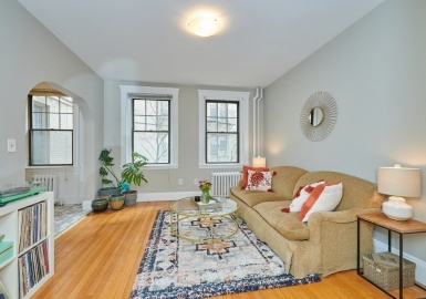 2 Sutherland Rd., Boston, Massachusetts 02135, 2 Bedrooms Bedrooms, 4 Rooms Rooms,1 BathroomBathrooms,Residential,For Sale,Reservoir Place,Sutherland Rd.,73092143