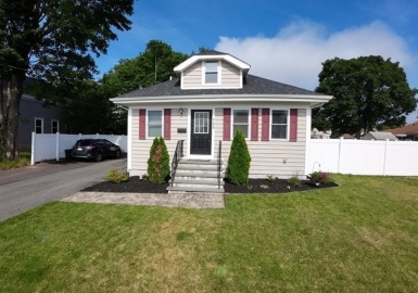 105 Meribah St, Somerset, Massachusetts 02726, 3 Bedrooms Bedrooms, 5 Rooms Rooms,1 BathroomBathrooms,Residential,For Sale,Meribah St,73131832