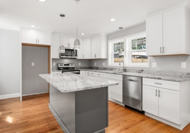 346 Chatham St, Lynn, Massachusetts 01902, 4 Bedrooms Bedrooms, 7 Rooms Rooms,3 BathroomsBathrooms,Residential,For Sale,Chatham St,73126968