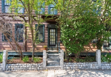 251 River Street, Cambridge, Massachusetts 02139, 3 Bedrooms Bedrooms, 5 Rooms Rooms,2 BathroomsBathrooms,Residential,For Sale,241-255 River Street Condominium,River Street,73106624