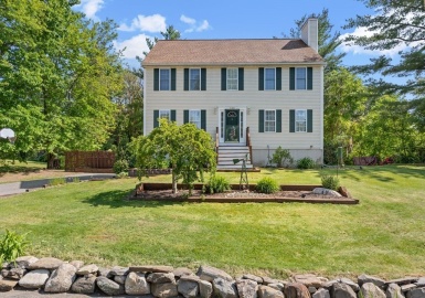 122 Rosemont St, Haverhill, Massachusetts 01830, 3 Bedrooms Bedrooms, 7 Rooms Rooms,2.5 BathroomsBathrooms,Residential,For Sale,Rosemont St,73128791
