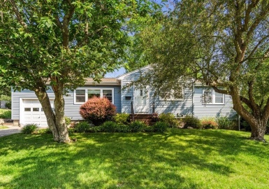 3 Alpine Rd, Norwood, Massachusetts 02062, 3 Bedrooms Bedrooms, 6 Rooms Rooms,1 BathroomBathrooms,Residential,For Sale,Alpine Rd,73120801