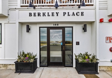 155 Nantasket Avenue, Hull, Massachusetts 02045, 1 Bedroom Bedrooms, 4 Rooms Rooms,1.5 BathroomsBathrooms,Residential,For Sale,Berkley Place,Nantasket Avenue,73123785