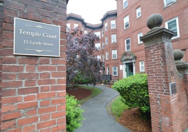 15 Lynde St, Salem, Massachusetts 01970, 1 Bedroom Bedrooms, 3 Rooms Rooms,1 BathroomBathrooms,Residential,For Sale,Temple Court Condominium,Lynde St,73123954