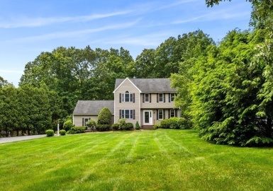 23 Castle Dr, Groton, Massachusetts 01450, 4 Bedrooms Bedrooms, 10 Rooms Rooms,2.5 BathroomsBathrooms,Residential,For Sale,Castle Dr,73124594