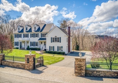 410 Great Pond Road, North Andover, Massachusetts 01845, 5 Bedrooms Bedrooms, 13 Rooms Rooms,4.5 BathroomsBathrooms,Residential,For Sale,Great Pond Road,73115192