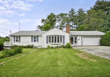 390 Winter Street, Bellingham, Massachusetts 02019, 4 Bedrooms Bedrooms, 8 Rooms Rooms,2 BathroomsBathrooms,Residential,For Sale,Winter Street,73131935