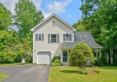 10 Payn Rd, Foxboro, Massachusetts 02035, 2 Bedrooms Bedrooms, 6 Rooms Rooms,1.5 BathroomsBathrooms,Residential,For Sale,Payn Rd,73125293