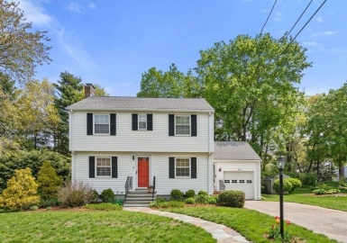 12 Lois Ln, Needham, Massachusetts 02492, 4 Bedrooms Bedrooms, 7 Rooms Rooms,2.5 BathroomsBathrooms,Residential,For Sale,Lois Ln,73110012
