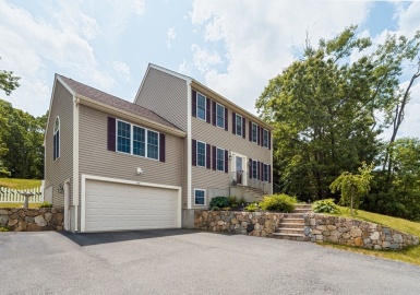64 Arbor Rd, Uxbridge, Massachusetts 01569, 5 Bedrooms Bedrooms, 10 Rooms Rooms,2.5 BathroomsBathrooms,Residential,For Sale,Arbor Rd,73123298