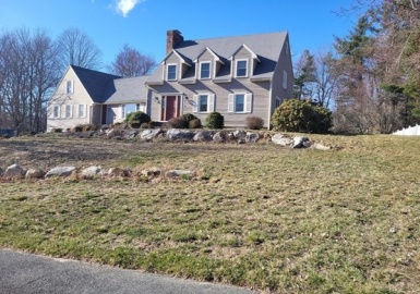 22 Ledgewood Dr, Hanover, Massachusetts 02339, 5 Bedrooms Bedrooms, 9 Rooms Rooms,3 BathroomsBathrooms,Residential,For Sale,Ledgewood Dr,73098100
