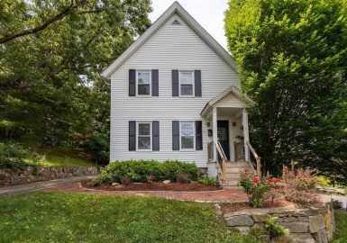 31 Forest Ave, Hudson, Massachusetts 01749, 3 Bedrooms Bedrooms, 7 Rooms Rooms,2.5 BathroomsBathrooms,Residential,For Sale,Forest Ave,73125436