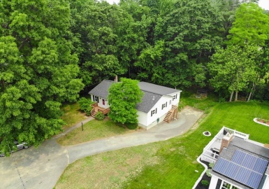 111 Columbia Ave, Fitchburg, Massachusetts 01420, 4 Bedrooms Bedrooms, 6 Rooms Rooms,3 BathroomsBathrooms,Residential,For Sale,Columbia Ave,73122020
