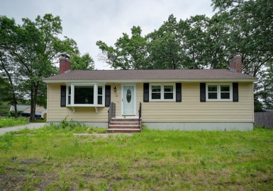 21 Endmoor Rd, Westford, Massachusetts 01886, 3 Bedrooms Bedrooms, 6 Rooms Rooms,1 BathroomBathrooms,Residential,For Sale,Endmoor Rd,73129277