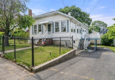 57 Curlew Rd, Quincy, Massachusetts 02169, 3 Bedrooms Bedrooms, 7 Rooms Rooms,1 BathroomBathrooms,Residential,For Sale,Curlew Rd,73124128