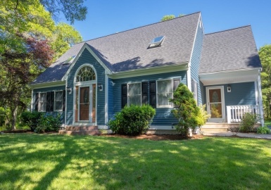150 Tanglewood Dr, Falmouth, Massachusetts 02536, 3 Bedrooms Bedrooms, 7 Rooms Rooms,2 BathroomsBathrooms,Residential,For Sale,Tanglewood Dr,73126511